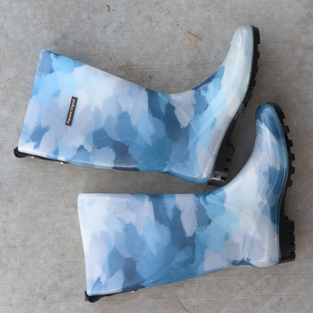 Women's Blue Camouflage Rain Boots